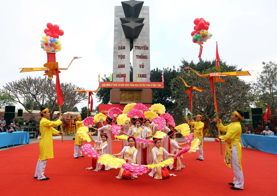 Chương trình nghệ thuật tại buổi lễ. (Ảnh: Danh Lam/TTXVN)