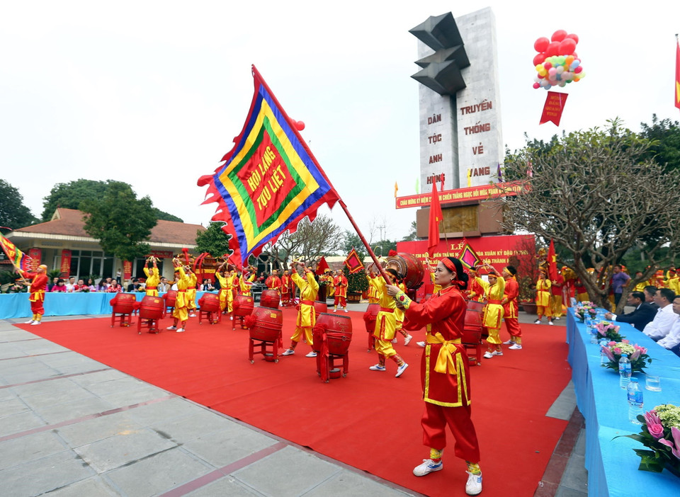 Lễ kỷ niệm 230 năm Chiến thắng Ngọc Hồi mùa Xuân Kỷ Dậu (1789) và đón bằng xếp hạng di tích lịch sử cấp thành phố đã diễn ra tại Khu tượng đài chiến thắng Ngọc Hồi, huyện Thanh Trì, Hà Nội. (Ảnh: Danh Lam/TTXVN)