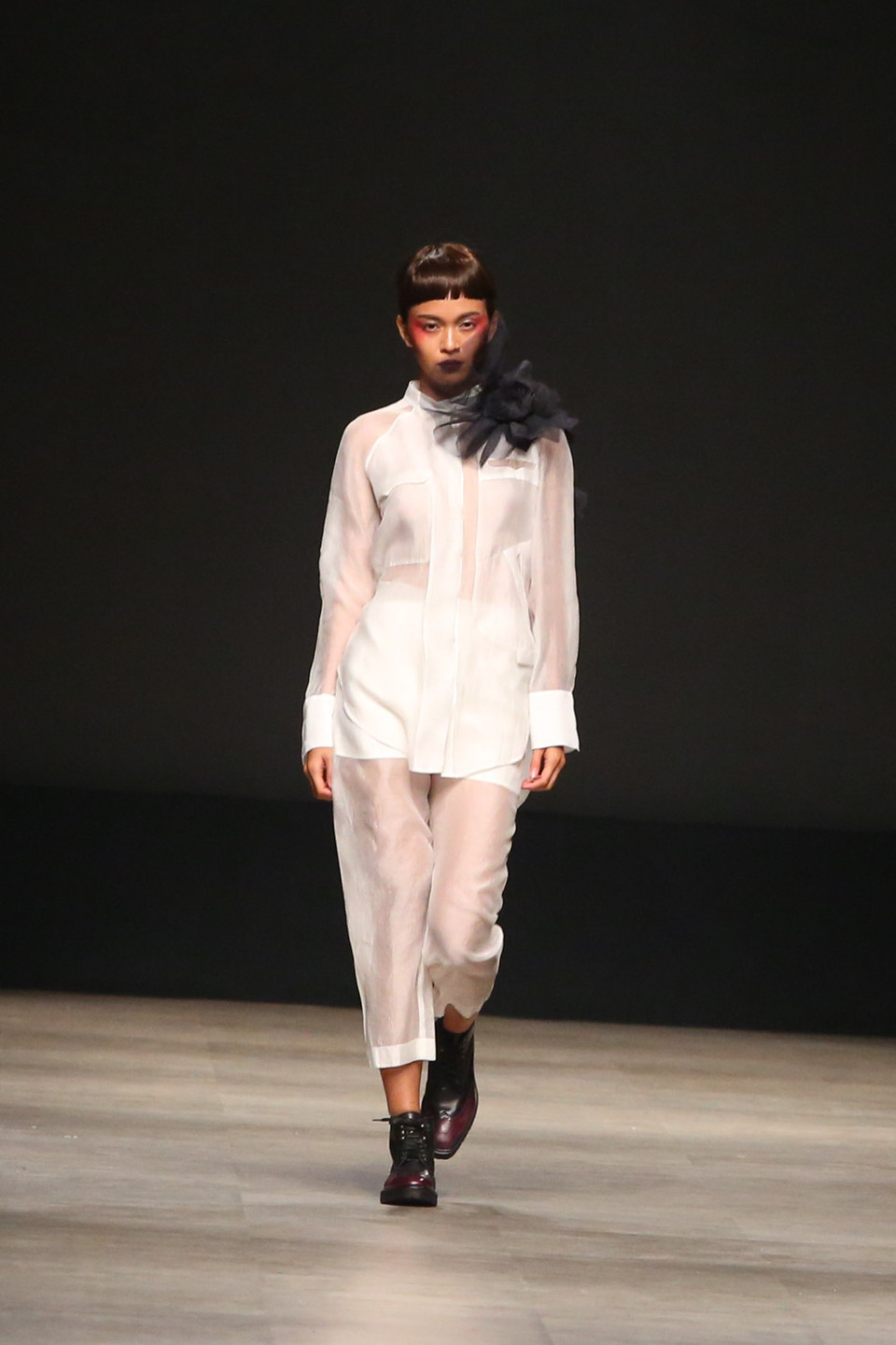 Nhà thiết kế trẻ Quang Nhật từng Quán quân cuộc thi Ngôi sao thiết kế Việt Nam (Fashion Star) 2013.