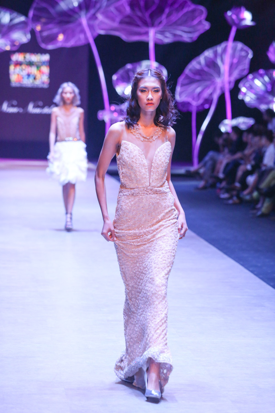 Nina Naustdal chuyển tới nước Anh lập nghiệp và cho ra đời thương hiệu riêng vào tháng 5/2011.