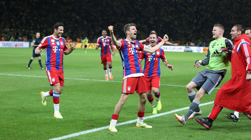 Bayern lại đánh bại Borussia Dortmund vào năm sau trong trận chung kết DFB Cup, khi Müller sử dụng toàn bộ sức lực còn lại của mình để kết thúc trận đấu với tỷ số 2-0 trong hiệp phụ ở Berlin.(Nguồn: FCB)