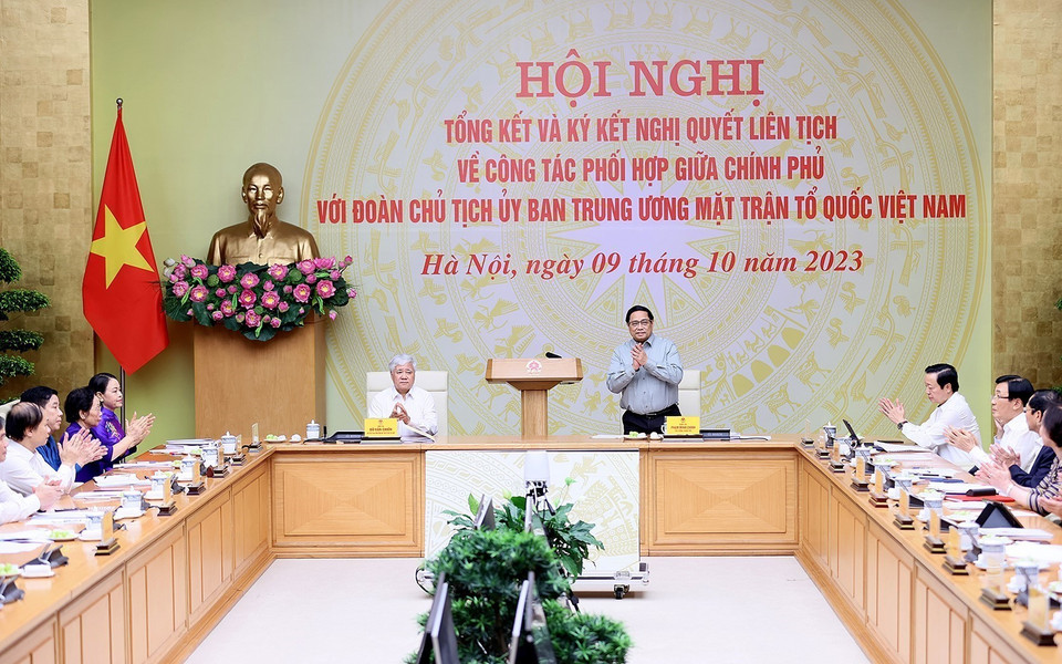 Quang cảnh Hội nghị Tổng kết và Ký kết Nghị quyết Liên tịch về công tác phối hợp giữa Chính phủ và Đoàn Chủ tịch Ủy ban Trung ương Mặt trận Tổ quốc Việt Nam. (Ảnh: Dương Giang/TTXVN)