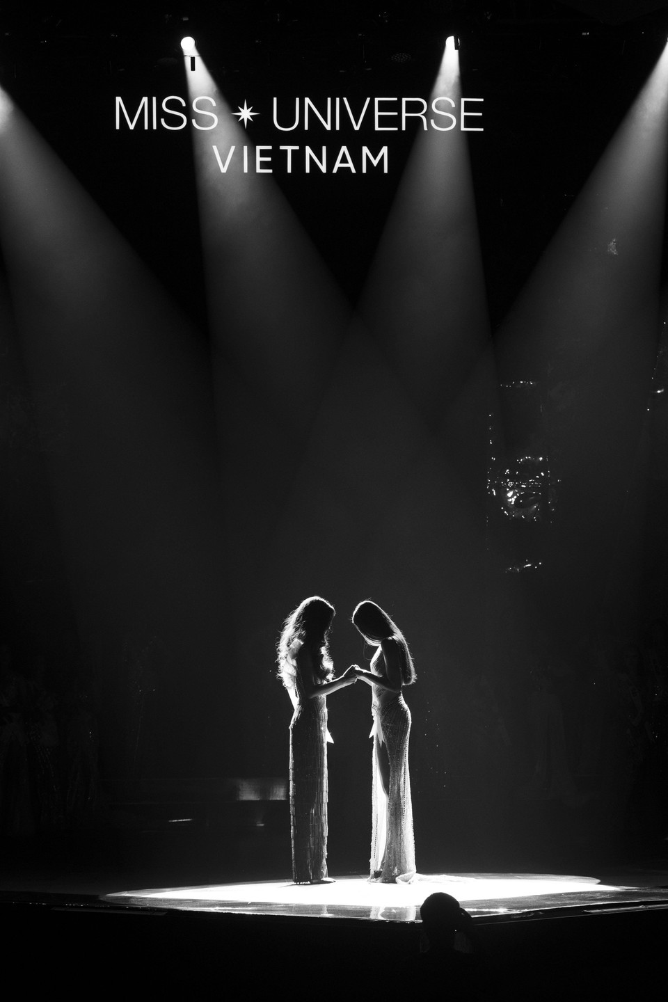 Khoảnh khắc quyết định. (Ảnh: Đại Ngô/Vietnam+)