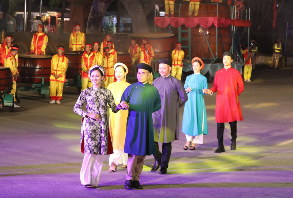 Một tiết mục đặc sắc tại Lễ hội đường phố. (Ảnh: Đức Phương/TTXVN)