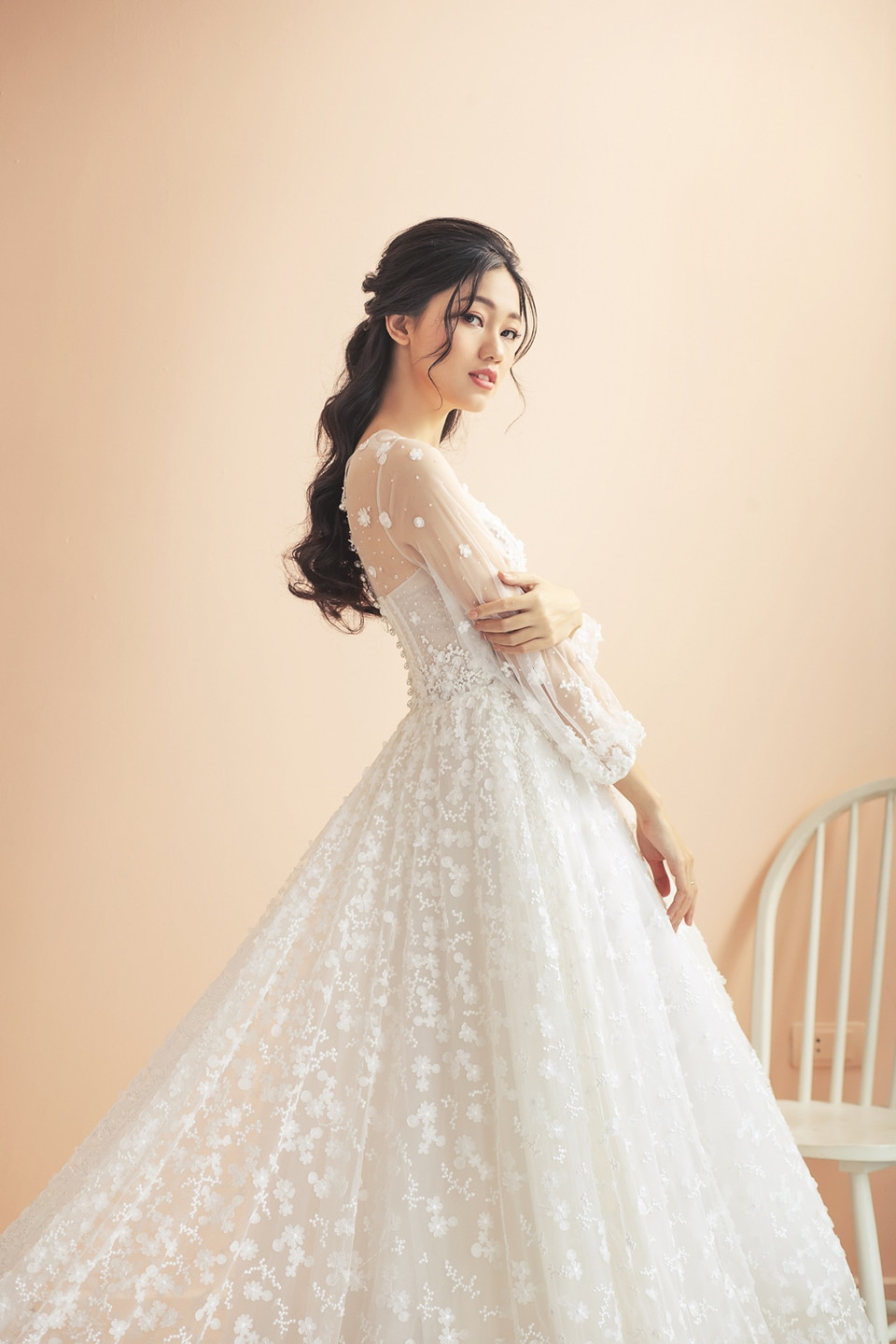 Trước đó, Á hậu Thanh Tú đã từ chối không tham gia cuộc thi Miss International 2018 hay bất kỳ cuộc thi quốc tế nào trong năm 2018. (Ảnh: May)