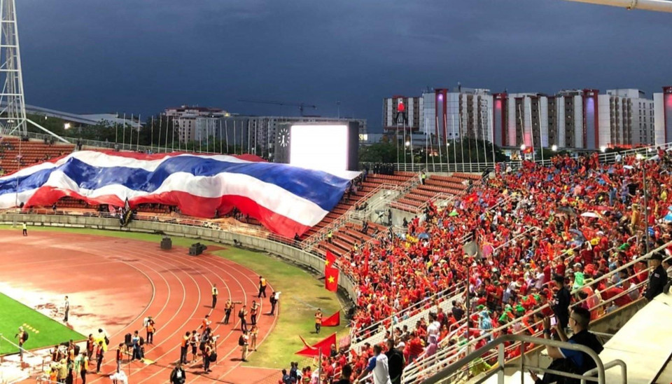 Tối 5/9, trên Sân vận động Thammasat, thành phố Rangsit (tỉnh Pathum Thani, Thái Lan), đội tuyển Việt Nam gặp đội tuyển Thái Lan trong khuôn khổ bảng G vòng loại World Cup 2022 khu vực châu Á. (Ảnh: Quang Ngọc/TTXVN)