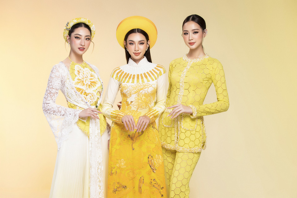 Ban tổ chức cuộc thi vừa công bố hình ảnh 3 đại sứ của cuộc thi: Miss Grand International 2021 Nguyễn Thúc Thùy Tiên, Miss Intercontinental 2022 Lê Nguyễn Bảo Ngọc, Miss World Vietnam 2019 Lương Thùy Linh. Cả ba người đẹp thể hiện đúng tiêu chí và thông điệp của cuộc thi bằng những trang phục truyền thống các vùng miền đất nước. (Ảnh: CTV/Vietnam+)