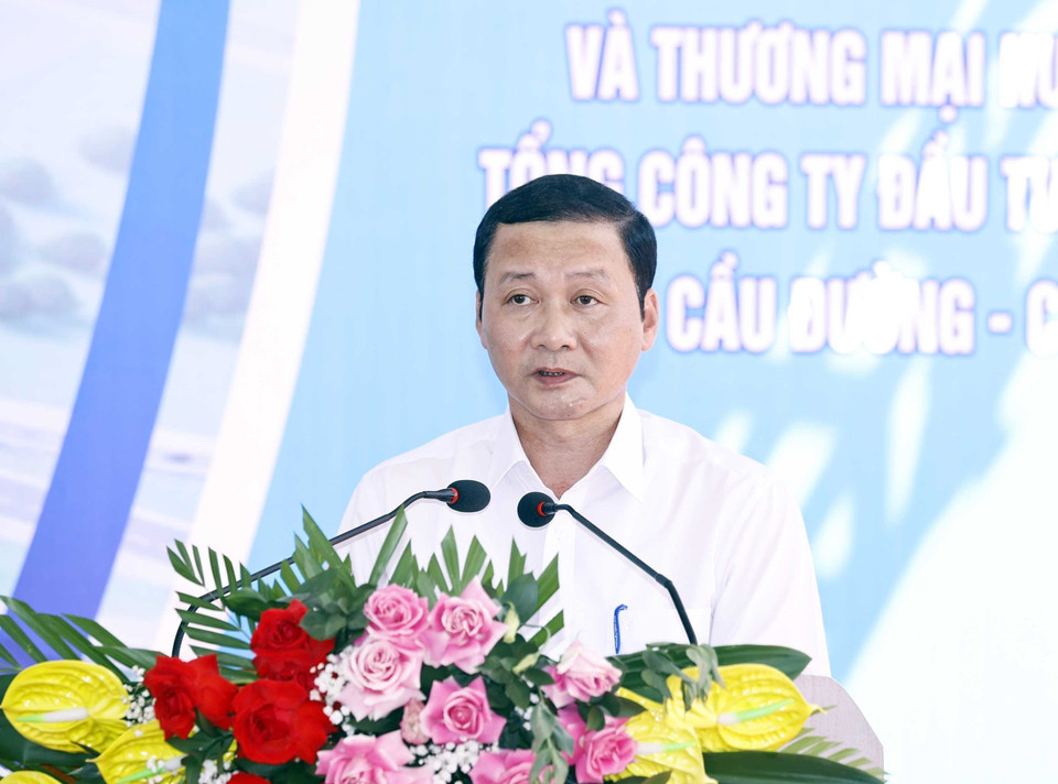 Chủ tịch UBND tỉnh Thanh Hóa Đỗ Minh Tuấn phát biểu tại buổi lễ. (Ảnh: Thống Nhất/TTXVN)