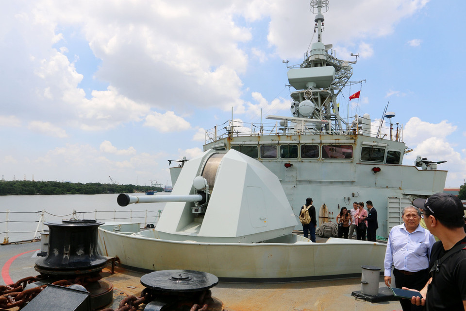 Tháp pháo chính của Tàu Hải quân Hoàng gia Canada Montréal. (Ảnh: Thanh Vũ/TTXVN)