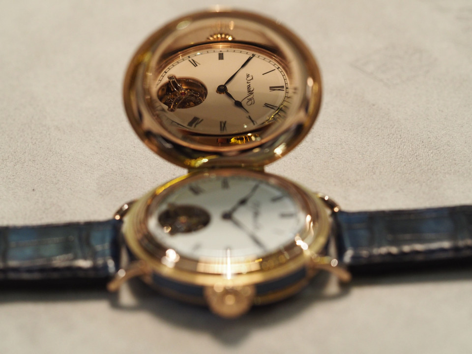 Đồng hồ H.Moser &amp; Cie. Heritage Tourbillon (có nắp đậy) giá 5,4 tỷ đồng. 