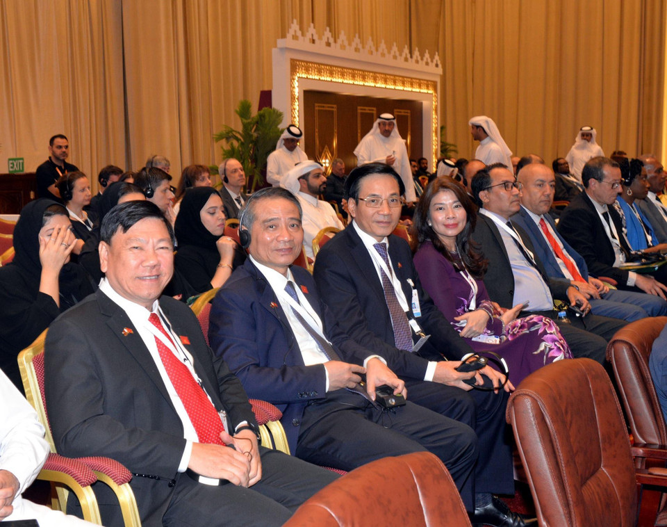 Các đại biểu đoàn Việt Nam dự phiên họp khai mạc. (Ảnh: Trọng Đức/TTXVN)