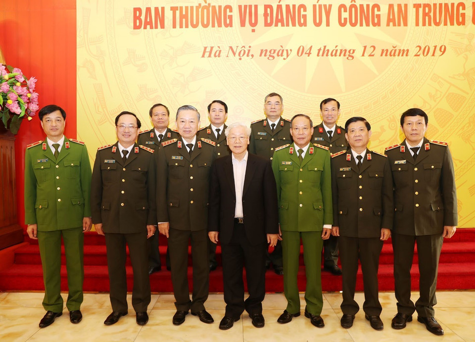 Tổng Bí thư, Chủ tịch nước Nguyễn Phú Trọng với các đại biểu dự hội nghị. (Ảnh: Trí Dũng/TTXVN)