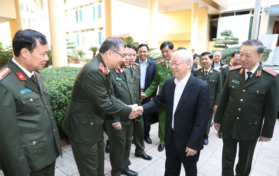 Tổng Bí thư, Chủ tịch nước Nguyễn Phú Trọng với các đại biểu dự hội nghị. (Ảnh: Trí Dũng/TTXVN)