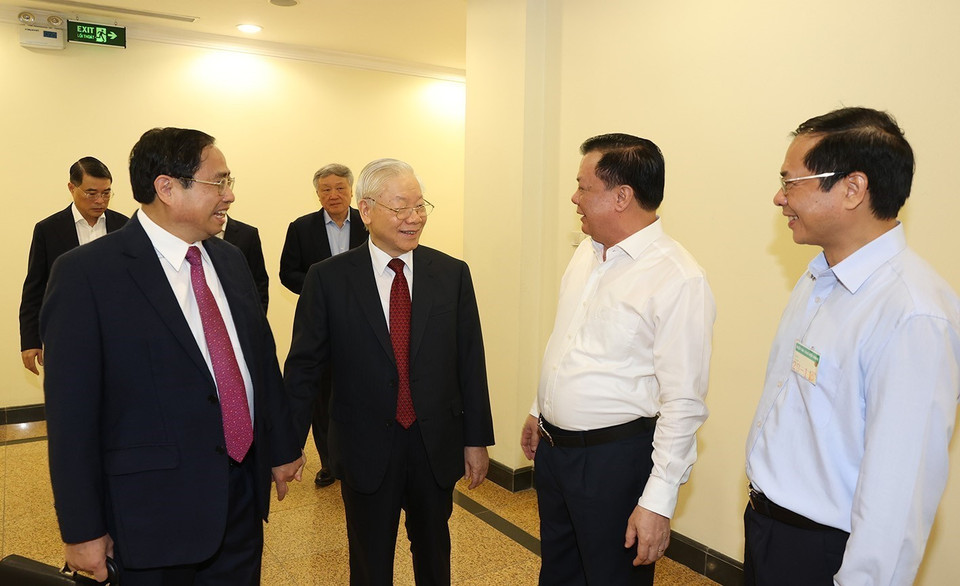 Tổng Bí thư Nguyễn Phú Trọng, Thủ tướng Phạm Minh Chính với các đại biểu dự hội nghị. (Ảnh: Trí Dũng/TTXVN)