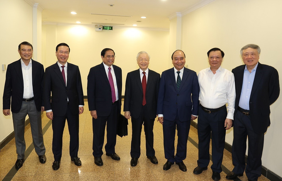 Tổng Bí thư Nguyễn Phú Trọng cùng các lãnh đạo Đảng, Nhà nước dự hội nghị. (Ảnh: Trí Dũng/TTXVN)