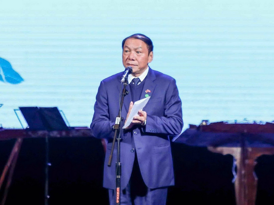 Bộ trưởng Bộ Văn hóa, Thể thao và Du lịch Việt Nam Nguyễn Văn Hùng phát biểu khai mạc Ngày Văn hóa Việt Nam tại Mông Cổ năm 2024. (Ảnh: Trí Dũng/TTXVN)