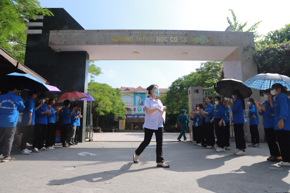 Chiều nay 29/6, sỹ tử trên cả nước đã thi môn Ngoại ngữ của Kỳ thi tốt nghiệp Trung học Phổ thông năm 2023. (Ảnh: PV/Vietnam+)