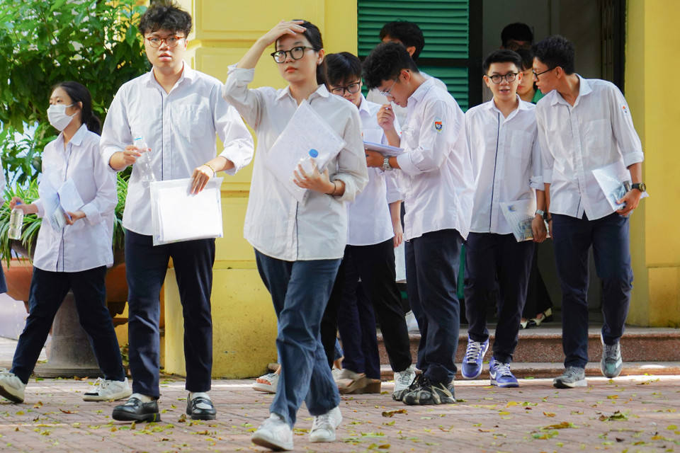 Theo đánh giá của các sỹ tử, đề thi Tiếng Anh năm nay có cấu trúc giống với đề minh họa của Bộ Giáo dục và Đào tạo. (Ảnh: PV/Vietnam+)