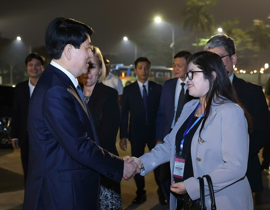 Lễ tiễn Chủ tịch nước Lương Cường tại Sân bay Quốc tế Nội Bài. (Ảnh: Lâm Khánh/TTXVN)