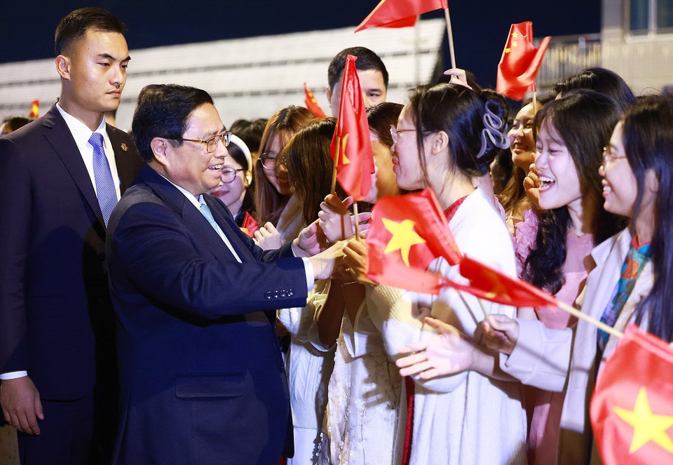 Lễ tiễn Thủ tướng Phạm Minh Chính kết thúc chuyến thăm và làm việc tại Trung Quốc. (Ảnh: Dương Giang/TTXVN)