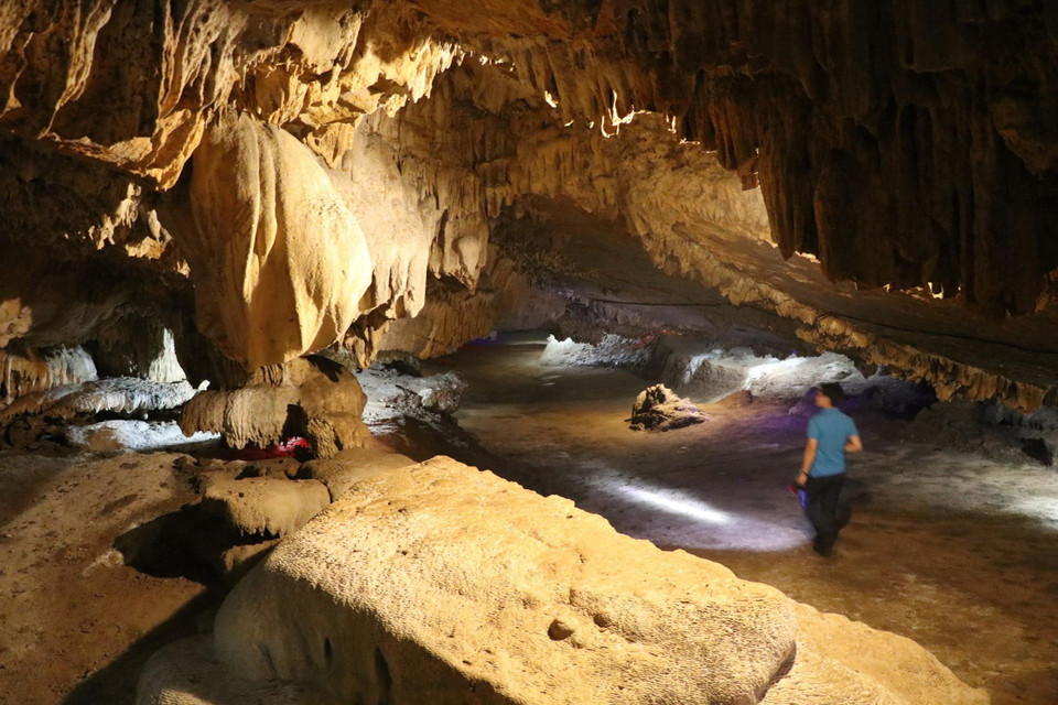 Vẻ đẹp tiềm ẩn trong động Thiên Hà. (Ảnh: Ninh Đức Phương/TTXVN)