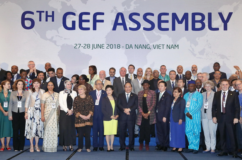  Thủ tướng Nguyễn Xuân Phúc và các đại biểu tham dự kỳ họp. (Ảnh: Thống Nhất/TTXVN)