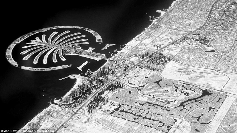 Đảo nhân tạo Palm Jumeirah ở Dubai. (Nguồn: Dailymail.co.uk)