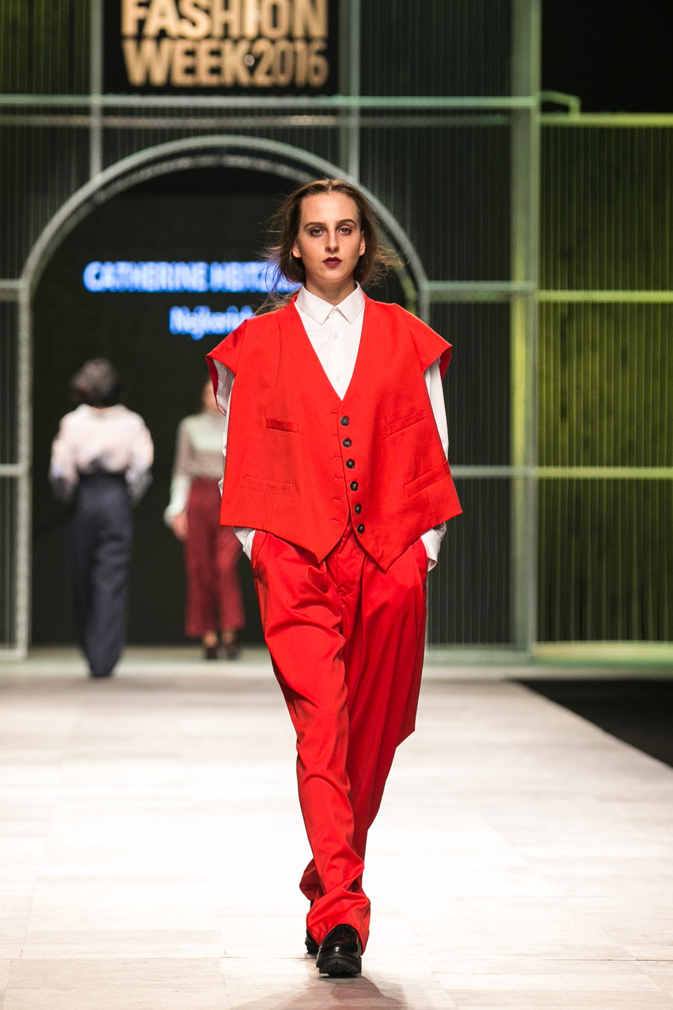 Mở màn chuỗi bộ sưu tập của Học viện thời trang Atelier Chardon Savard là bộ sưu tập 'Nejkerich' của nhà thiết kế Catherine Heitmann. (Ảnh: BTC)