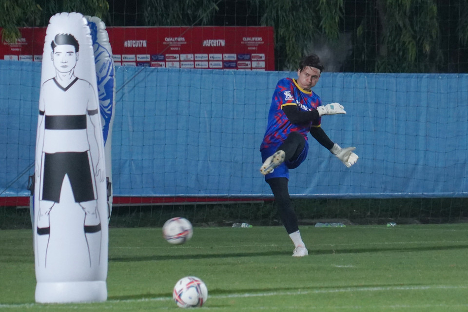 Thủ môn Đặng Văn Lâm nhiều khả năng sẽ tiếp tục được Huấn luyện viên Troussier tin tưởng điền tên vào đội hình xuất phát. (Ảnh: Việt Anh/Vietnam+)