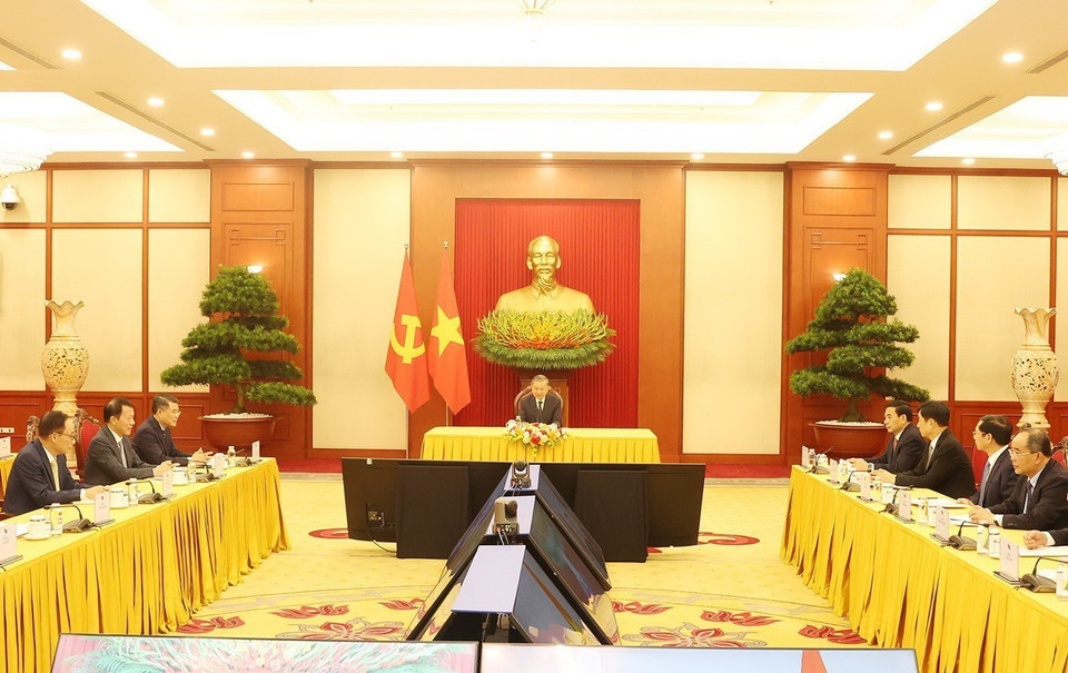 Tổng Bí thư, Chủ tịch nước Tô Lâm điện đàm với Chủ tịch Đảng Dân chủ Tự do Nhật Bản, Thủ tướng Nhật Bản Kishida Fumio. (Ảnh: Trí Dũng/TTXVN)