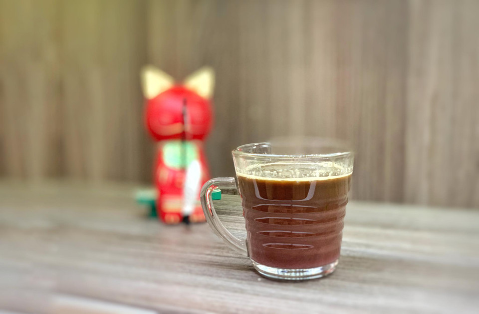 Một cốc nước ép không chỉ chứa vô cùng nhiều dinh dưỡng, vitamin và khoáng chất mà còn giống như một vị thuốc, hỗ trợ chữa và ngăn ngừa nhiều bệnh. (Ảnh: Mai Mai/Vietnam+)