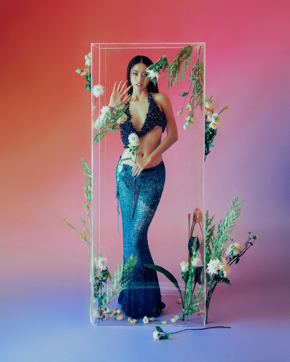 Ở một thiết kế khác, nàng hậu gốc Cao Bằng khoe triệt để thân hình săn chắc.(Ảnh: CTV/Vietnam+)