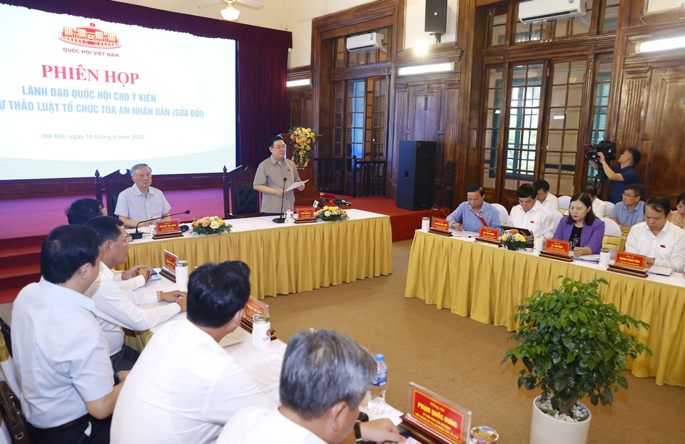 Chủ tịch Quốc hội Vương Đình Huệ phát biểu. (Ảnh: Doãn Tấn/TTXVN)