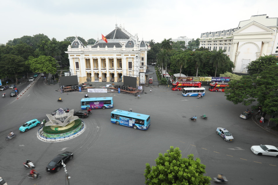 Quảng trường Cách mạng Tháng Tám - nơi đây, ngày 19/8 của 78 năm về trước đã diễn ra một cuộc míttinh lớn được Việt Minh, sau đó biến thành cuộc biểu dương lực lượng và hoạt động vũ trang cướp chính quyền, mở đầu cuộc Tổng khởi nghĩa Cách mạng tháng Tám trên cả nước. (Ảnh: Minh Quyết/TTXVN)