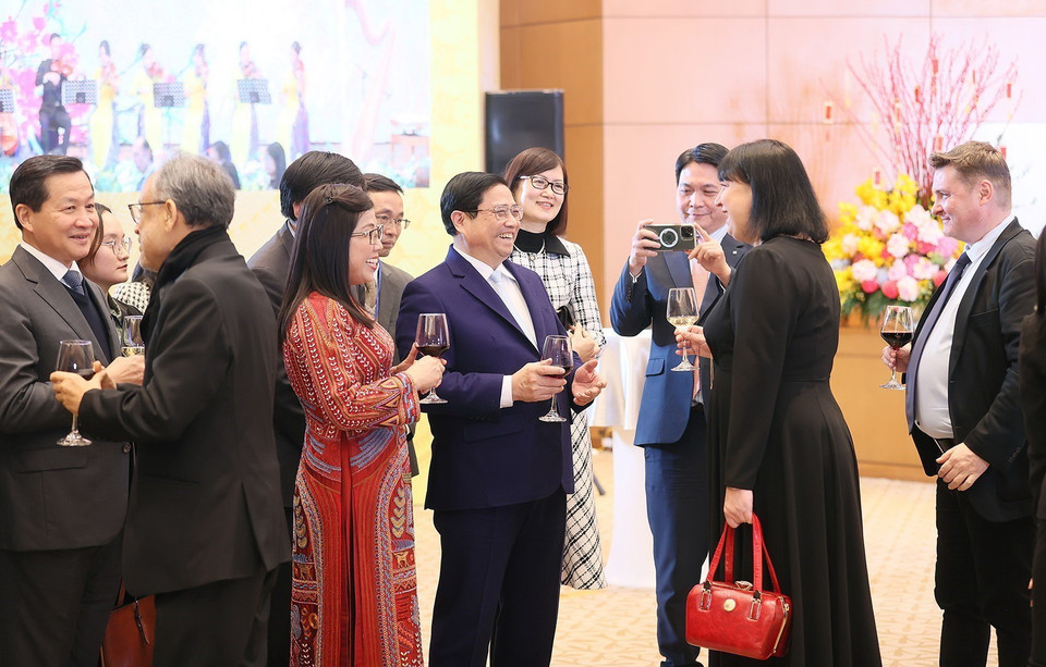 Thủ tướng Phạm Minh Chính và Phu nhân chiêu đãi Đoàn Ngoại giao nhân dịp Tết cổ truyền Giáp Thìn 2024. (Ảnh: Dương Giang/TTXVN)
