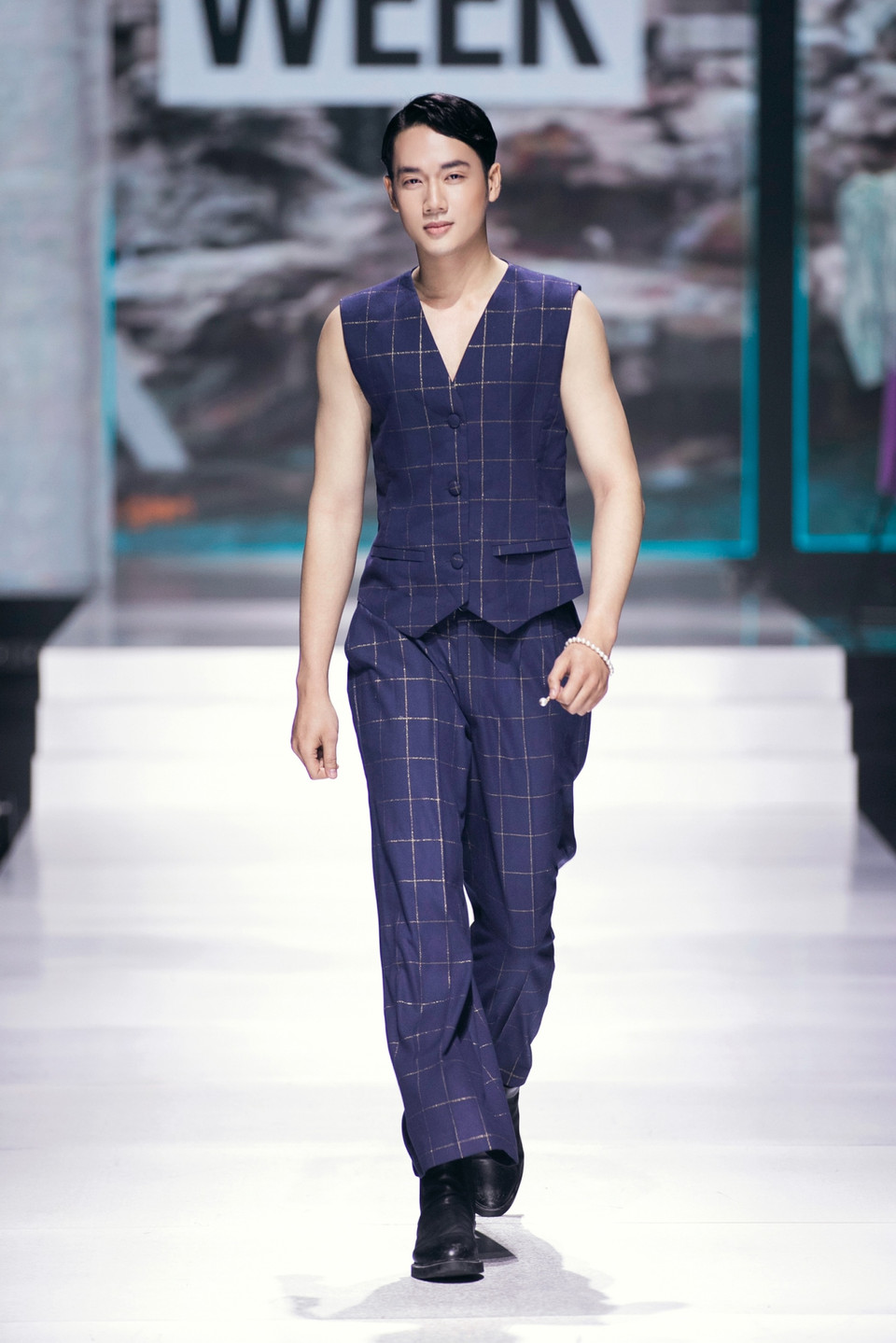 Một thiết kế trong bộ sưu tập. (Ảnh: CTV/Vietnam+)