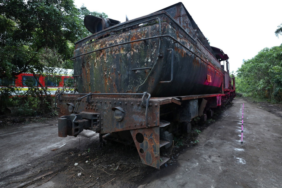 Đầu máy xe lửa hơi nước Tự Lực mang số hiệu 141-179 được sản xuất năm 1965, biểu tượng của ngành đường sắt, sẽ được trưng bày trong khuôn khổ Lễ hội Thiết kế Sáng tạo Hà Nội 2023. (Ảnh: Minh Quyết/ TTXVN)