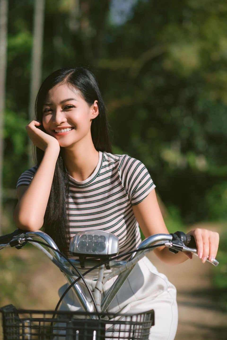 Tháng 10, Á hậu Kiều Loan sẽ chính thức lên đường chinh phục vương miện Miss Grand International 2019. (Ảnh: CTV/Vietnam+)