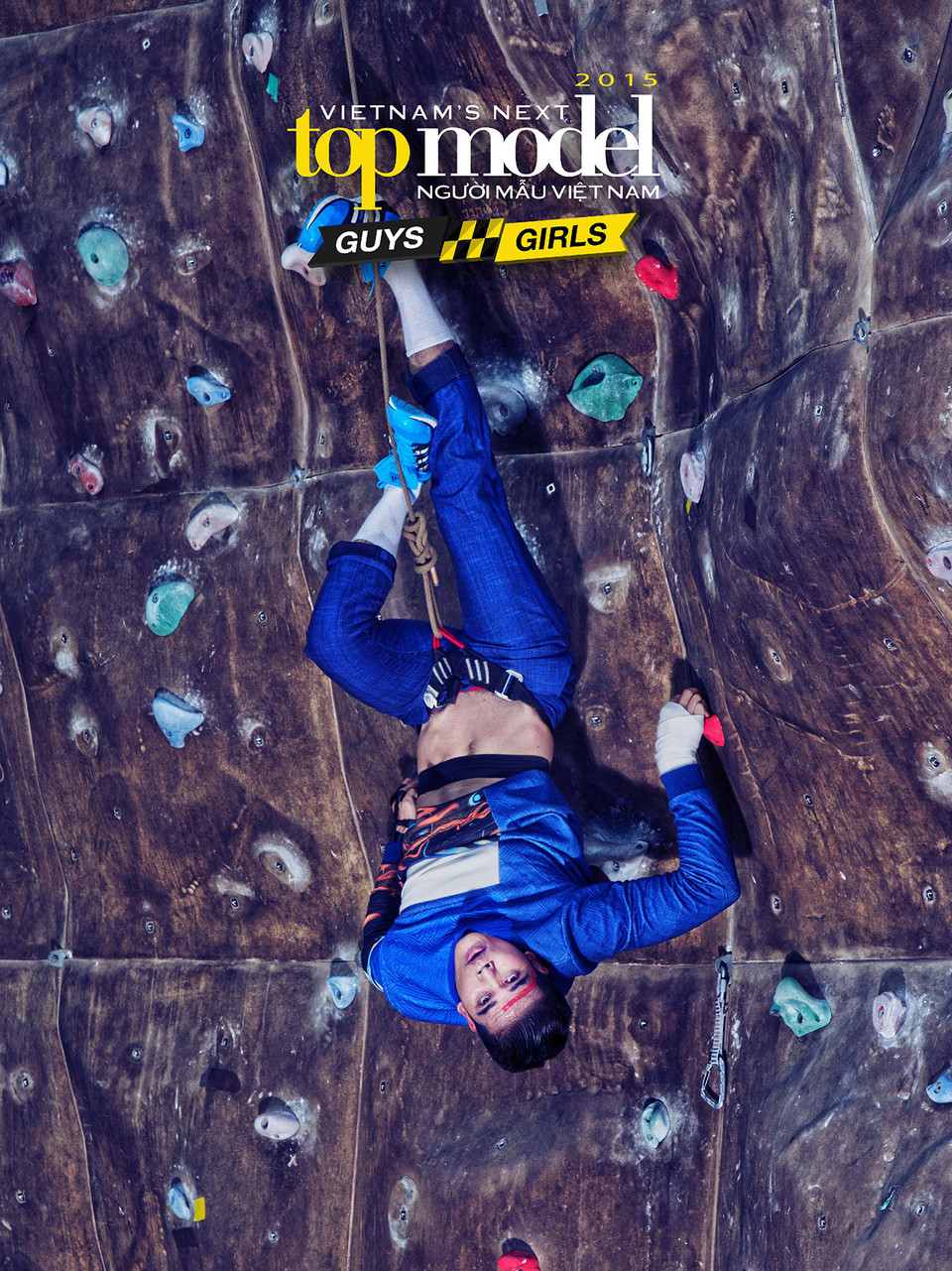 K'Bơi cùng chiến thắng thử thách với H'Hen Niê. (Nguồn ảnh: BTC)