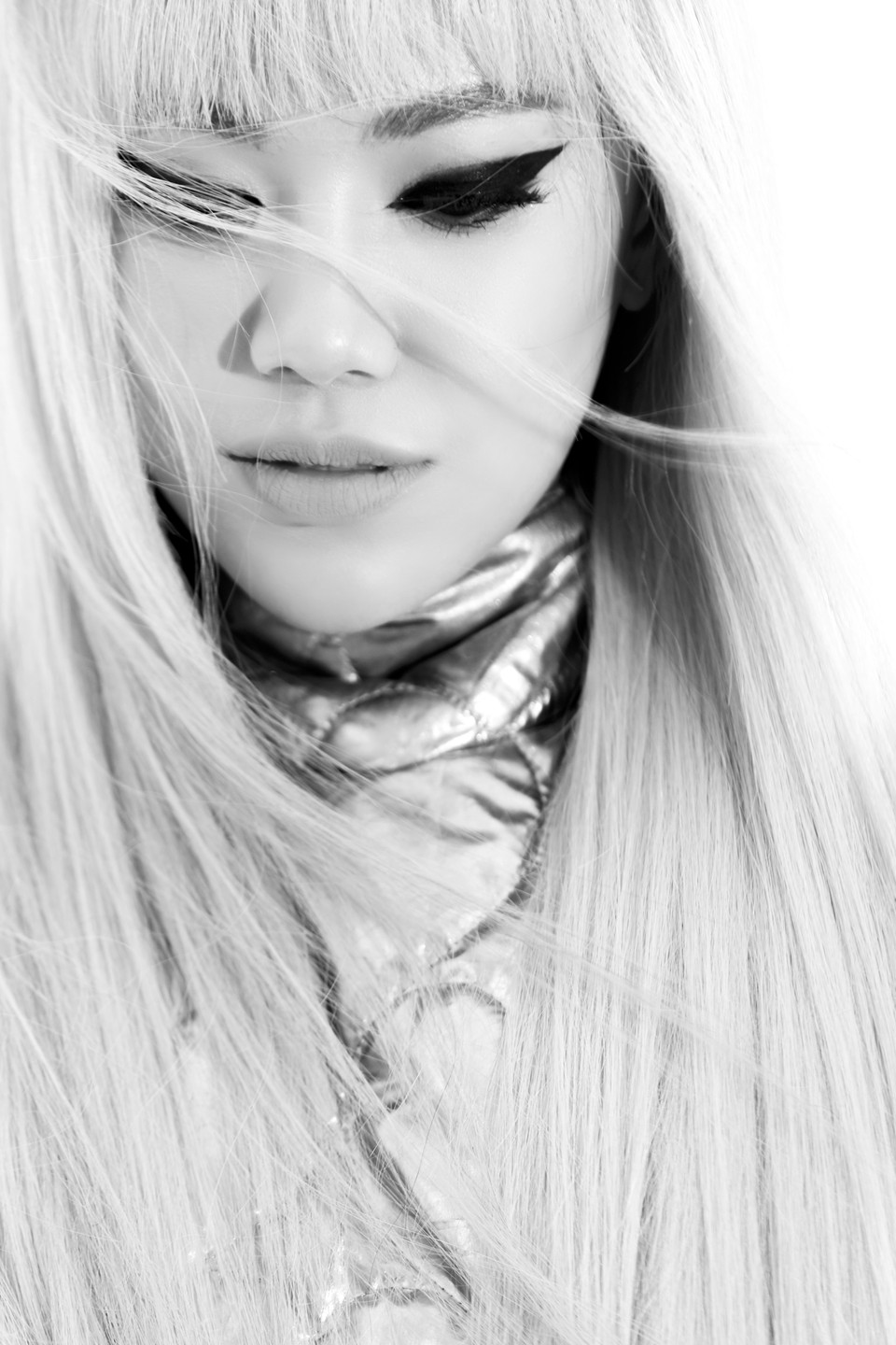 Á hậu Kim Duyên chia sẻ: ‘Âm nhạc của Blackpink giúp Duyên có thêm nhiều cảm hứng trong cuộc sống. Mỗi khi mệt mỏi, cần nạp thêm năng lượng, Duyên lại mở nhạc của Blackpink ra nghe và còn nhún nhảy theo giai điệu bài hát.’ (Ảnh: Hoàng Phúc/Vietnam+)