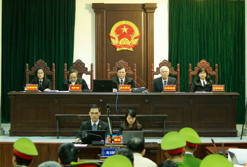 Hội đồng xét xử Trịnh Xuân Thanh và đồng phạm. (Ảnh: An Đăng/TTXVN)