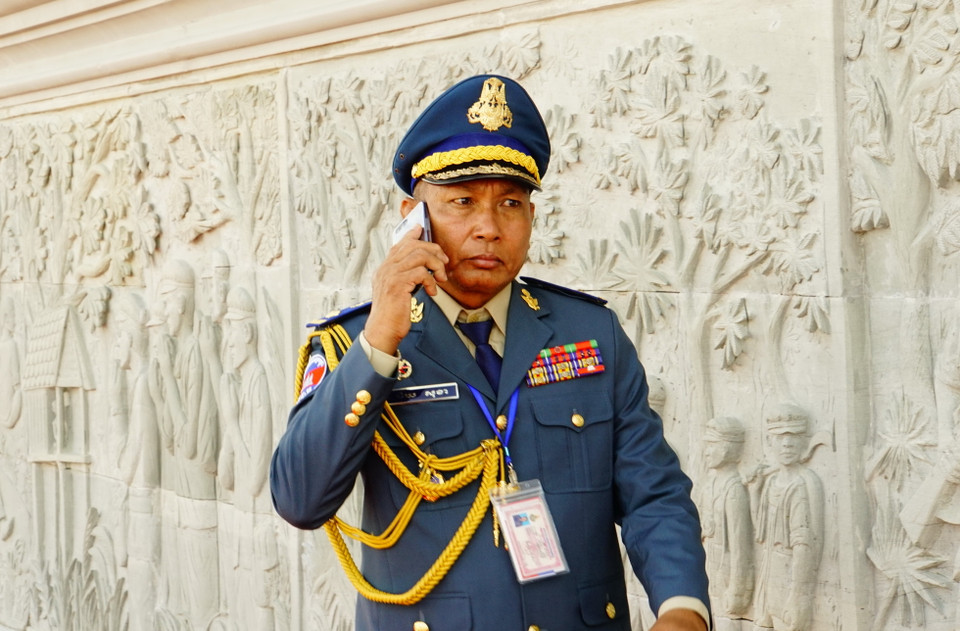 Với diện tích khoảng 8ha, quần thể Tượng đài Thắng-Thắng nằm đối diện với khu liên hợp thể thao Morodok Decho thuộc phường Bak Kheng, quận Chroy Changvar nơi dự kiến diễn ra Đại hội thể thao các nước Đông Nam Á năm 2023 (SEA Games 2023). Tượng đài Thắng-Thắng cao 54m, bắt đầu được thi công từ tháng 2/2016. (Ảnh: Trần Ngọc Long/Vietnam+)