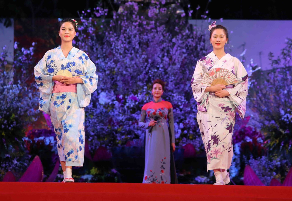 Lễ hội do thành phố Hà Nội và Đại sứ quán Nhật Bản tại Việt Nam phối hợp tổ chức. (Ảnh: Thành Đạt/TTXVN)