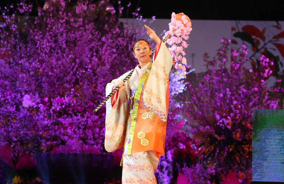 Các chương trình nghệ thuật tại buổi lễ. (Ảnh: Thành Đạt/TTXVN)