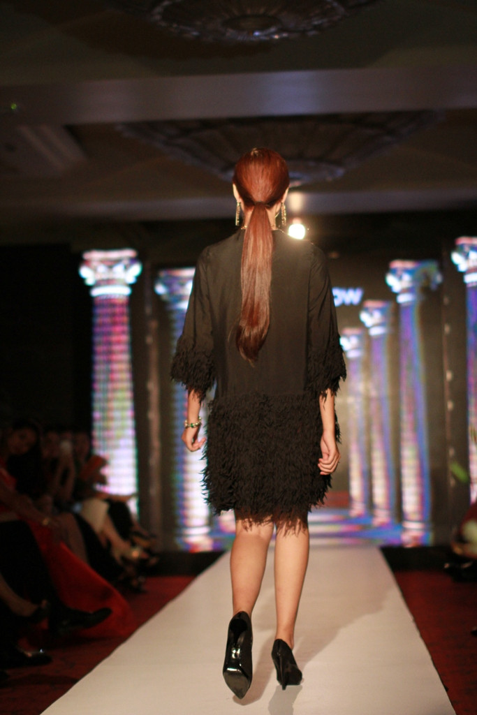 Và huyền bí trong sắc đen. (Ảnh: Xuân Mai/Vietnam+)