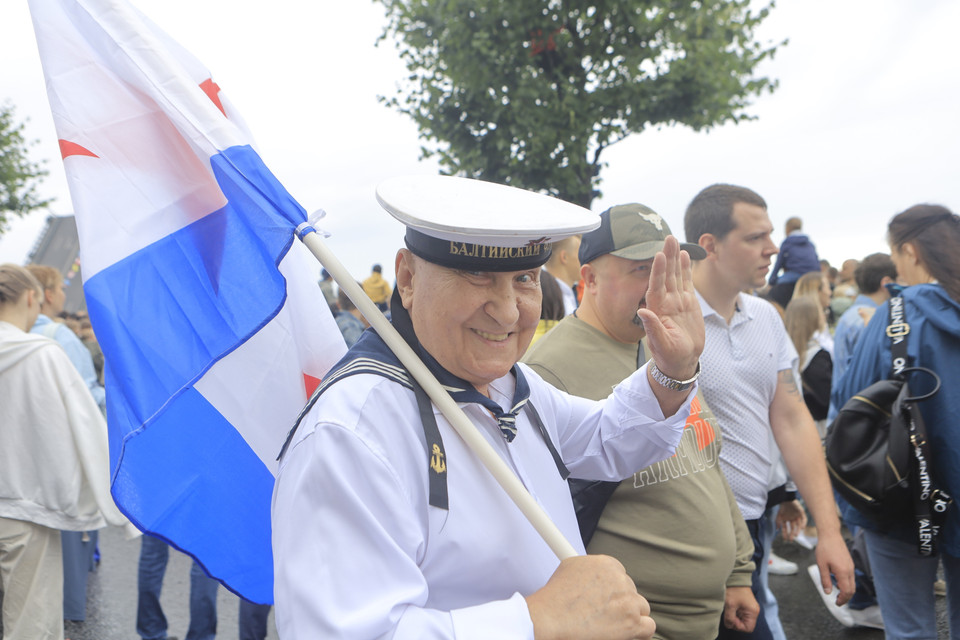 Người dân tham dự Lễ kỷ niệm. (Ảnh: Trần Hiếu/TTXVN)