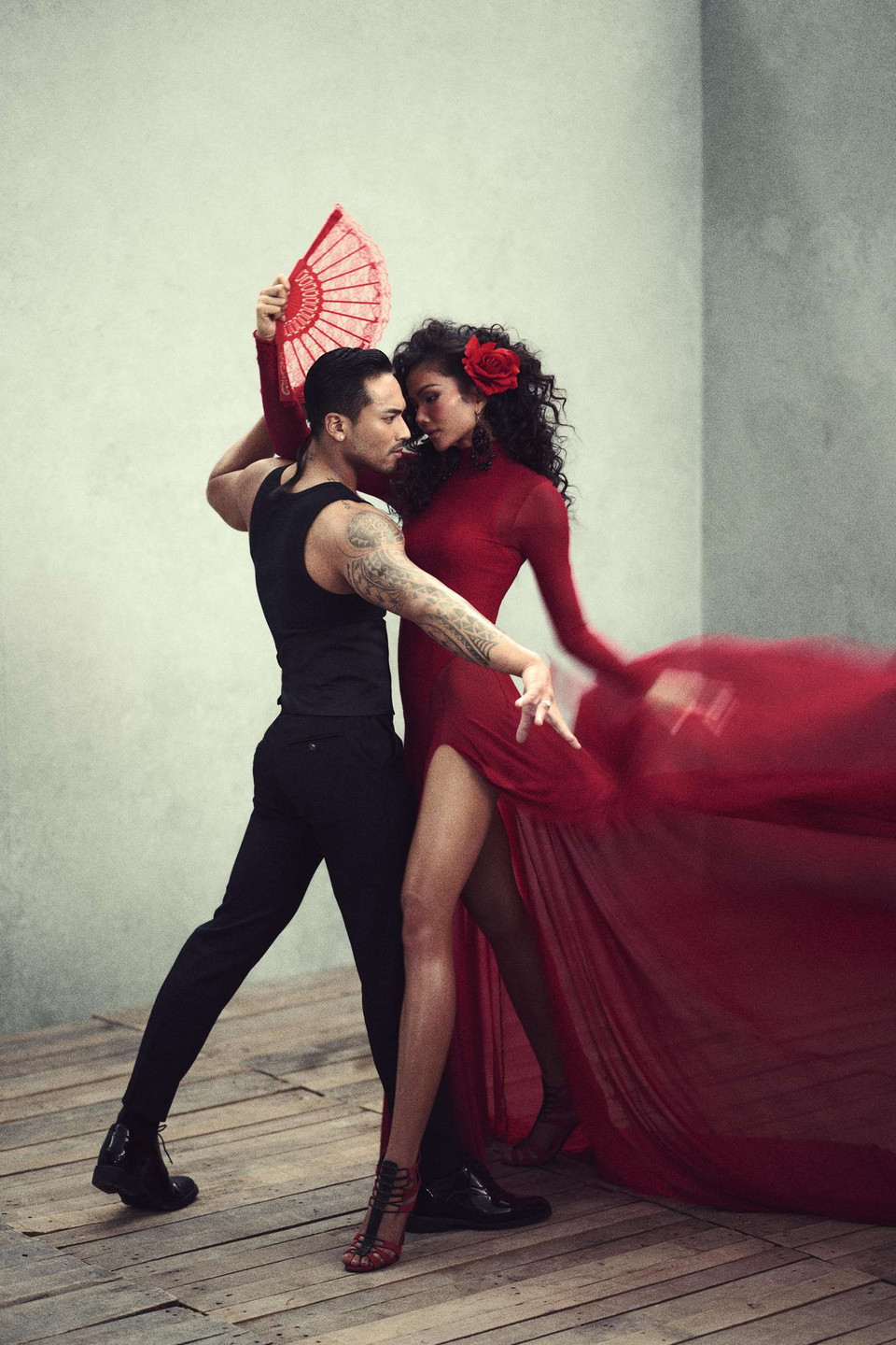 Với bộ ảnh lần này, Hoa hậu H'Hen Niê chọn cách kể chuyện thông qua tạo hình và cảm xúc với góc nhìn thời trang nghệ thuật. (Ảnh: Vietnam+)