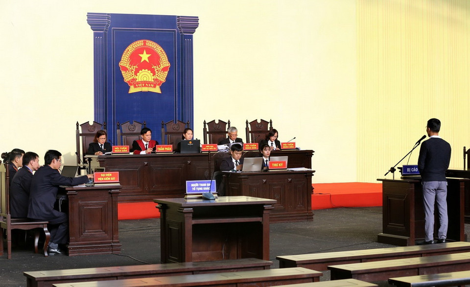 Quang cảnh phiên tòa. (Ảnh: Trung Kiên/TTXVN)