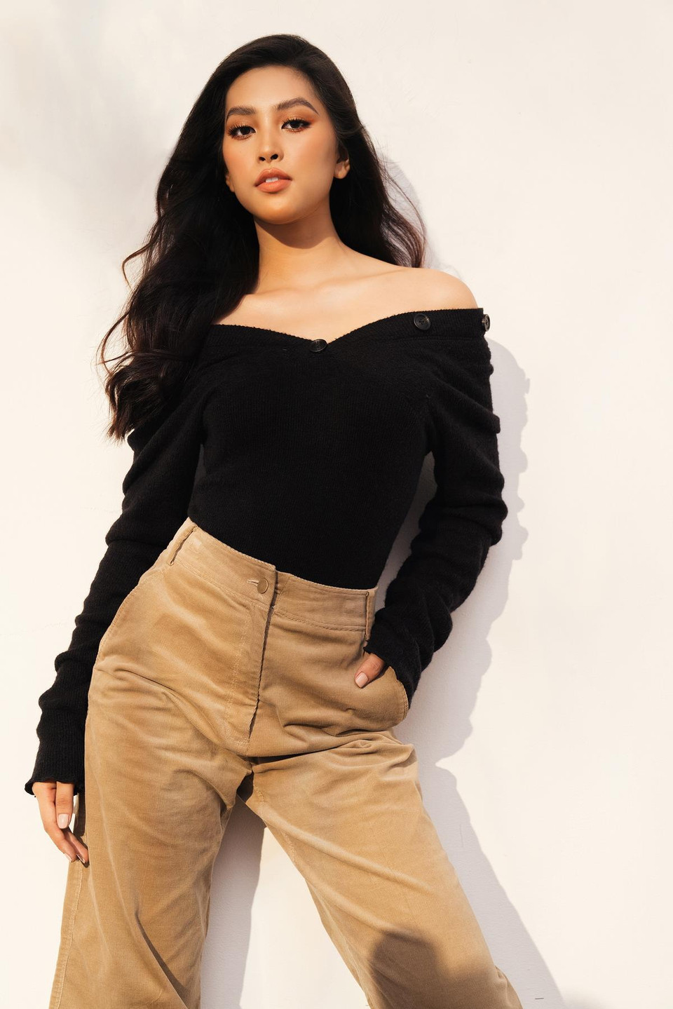 Sau cuộc thi Hoa hậu Việt Nam 2018, việc trải nghiệm đấu trường nhan sắc quốc tế Miss World có lẽ là dấu ấn lớn nhất đến thời điểm hiện tại mà Tiểu Vy đã xuất sắc đạt được. Với kết quả lọt vào top 30 chung cuộc, top 5 Hoa hậu nhân ái Thế giới, Tiểu Vy chiếm được lượng lớn cảm tình của khán giả với sự ủng hộ nhiệt tình và cái nhìn đầy thiện cảm. (Ảnh: Hậu Lê/Vietnam+)