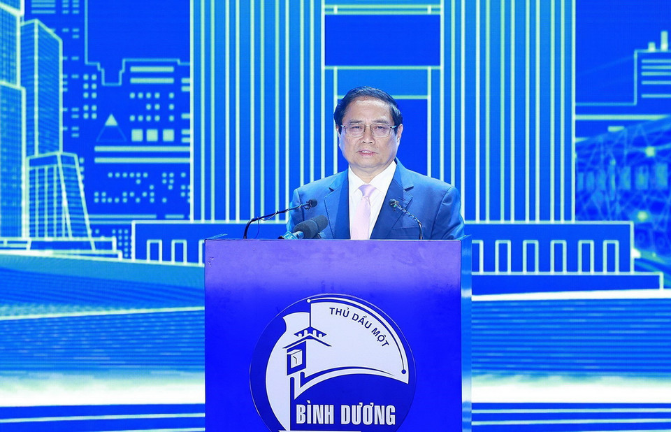 Thủ tướng Phạm Minh Chính phát biểu tại Hội nghị công bố Quy hoạch và Xúc tiến đầu tư tỉnh Bình Dương. (Ảnh: Dương Giang/TTXVN)